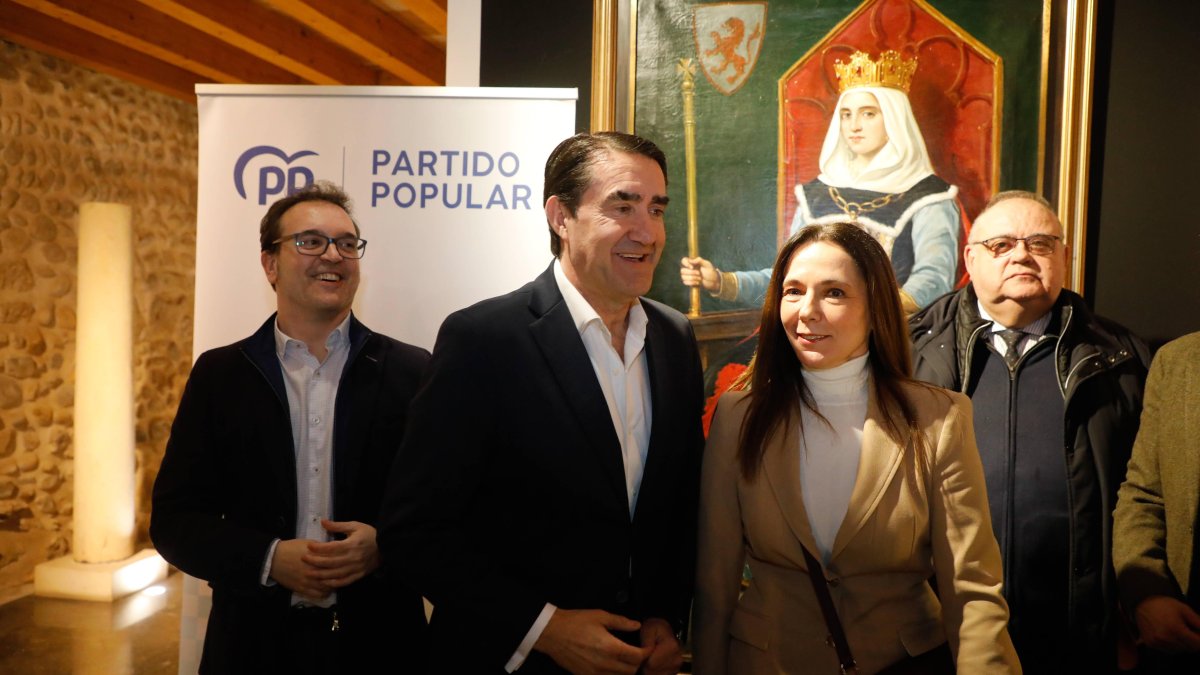 Gavilanes, Suárez-Quiñones, Álvarez Casais y Alejandro Vázquez, ayer en León.