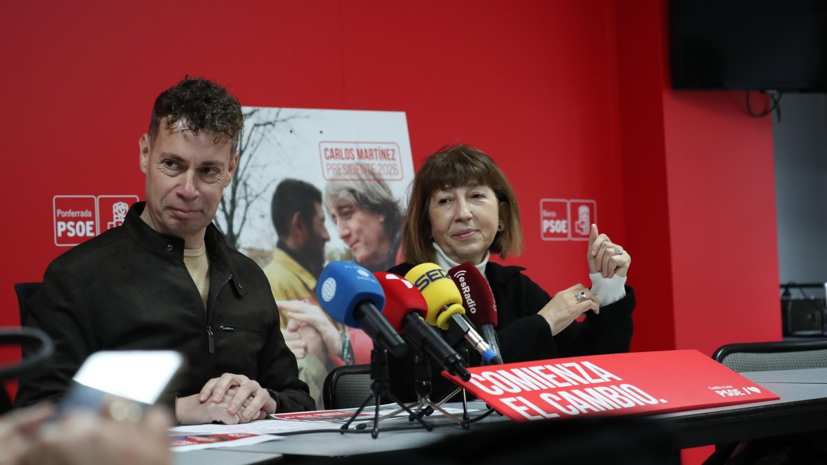 Mario Rivas y Mabel Fernández en la rueda de prensa de hoy en Ponferrada