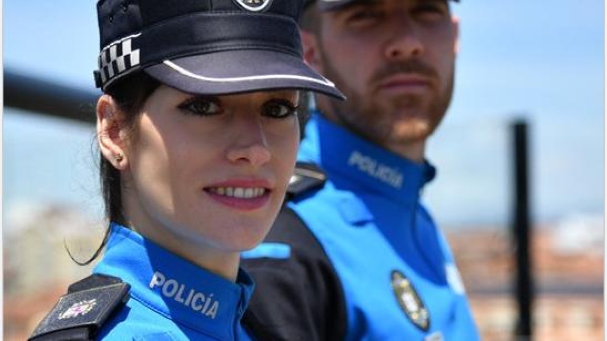 Imagen de archivo de dos policías locales