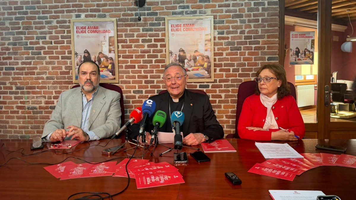 Francisco Pérez, Luis Ángel de las Heras y Aurora Baza.