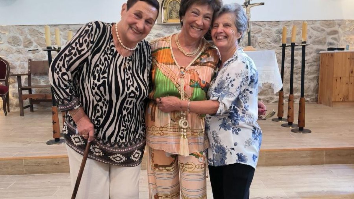 Homenaje a octogenarias del Curueño