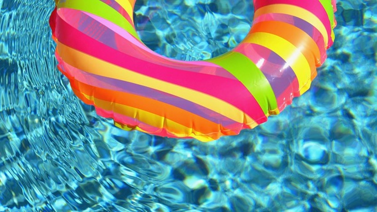 Piscinas Ponferrada: Horarios, precios y actividades