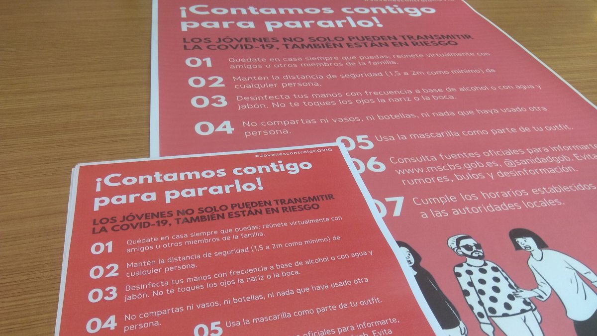 Carteles de la campaña. DL