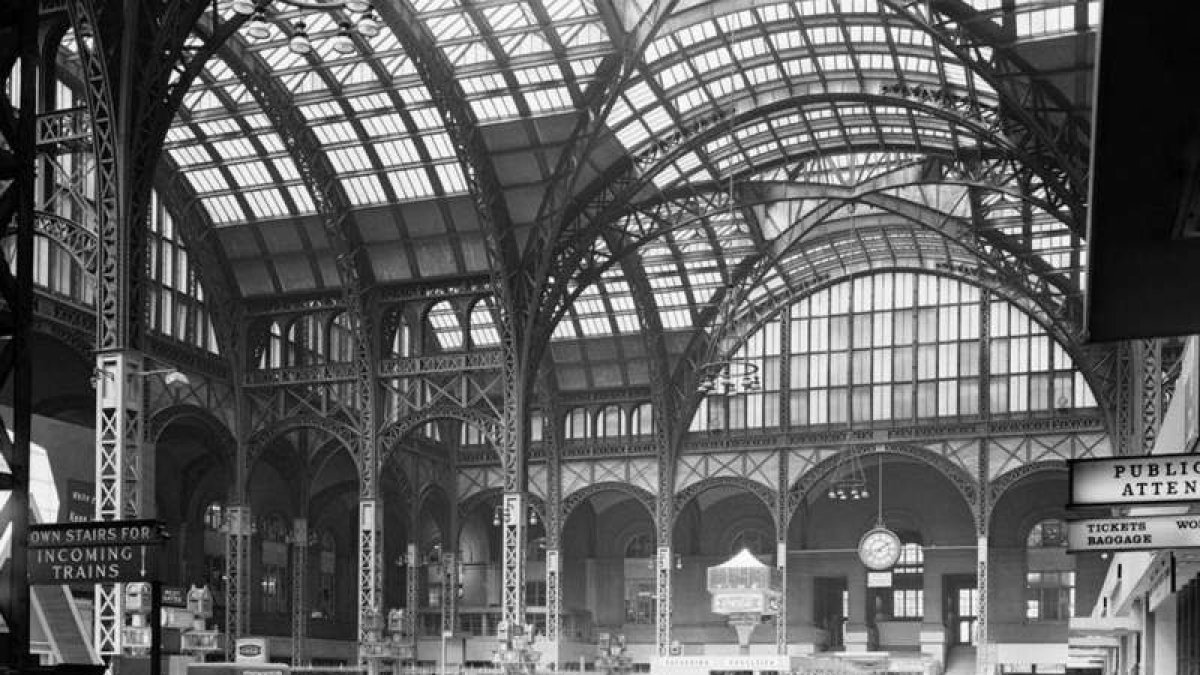 PENN STATION / CERVIN ROBINSON