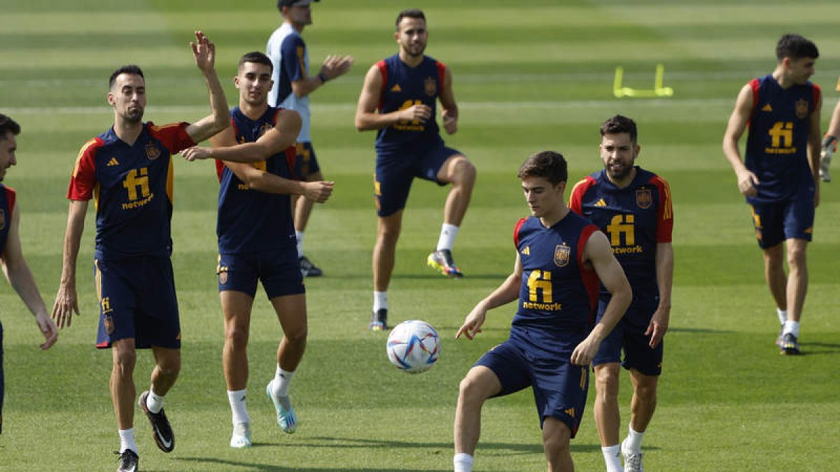 La selección española continúa preparando su debut frente a Costa Rica, que tendrá lugar este próximo miércoles. JUANJO MARTIN