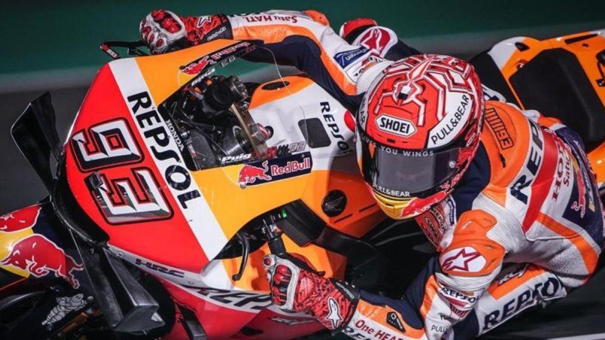 Marc Márquez (Honda), en su vuelta rápida de hoy, en Argentina, donde logró su pole número 81 en su brillante carrera.