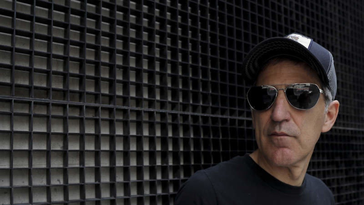 Erentxun aspira a que le miren por sus canciones y no por su edad. BALLESTEROS.