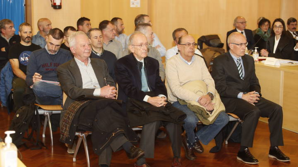 Los peritos que defienden las tesis de los acusados declaran desde hoy. RAMIRO