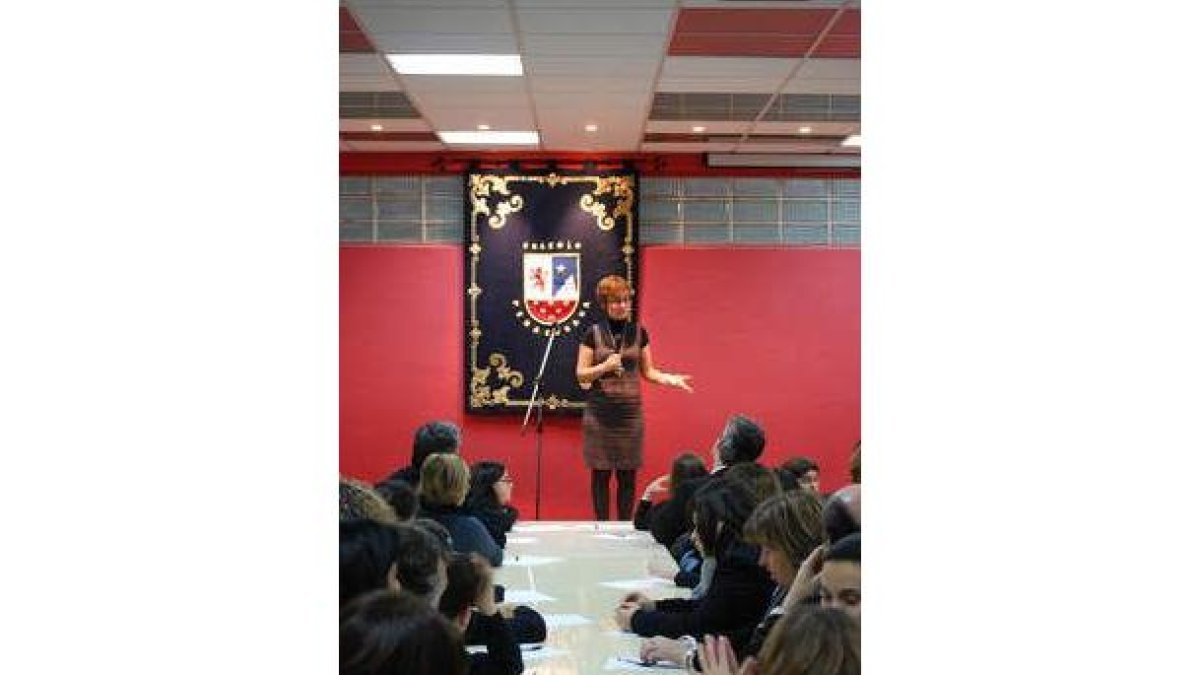Thais Pujol, durante la presentación del seminario.