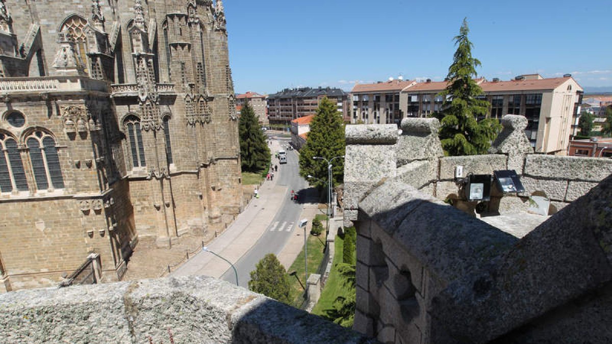 El actual Palacio Episcopal, obra de Gaudí.