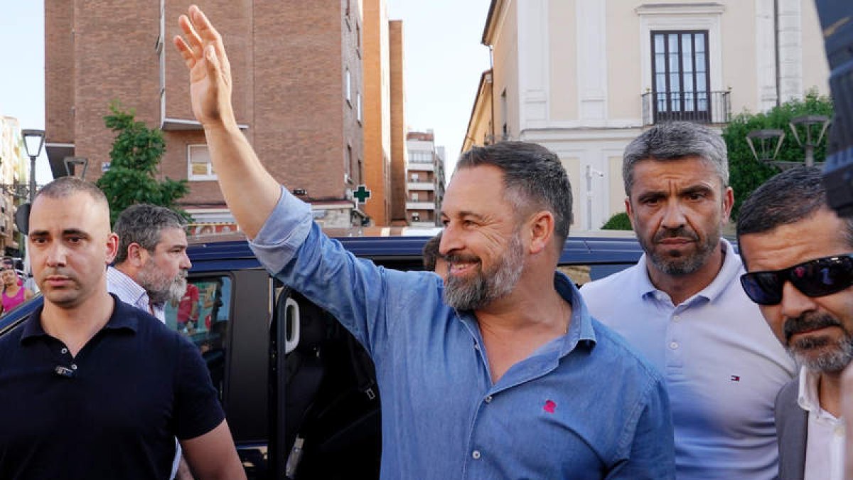 Santiago Abascal ayer en Valladolid, donde abrió la campaña electoral de Vox. NACHO GALLEGO