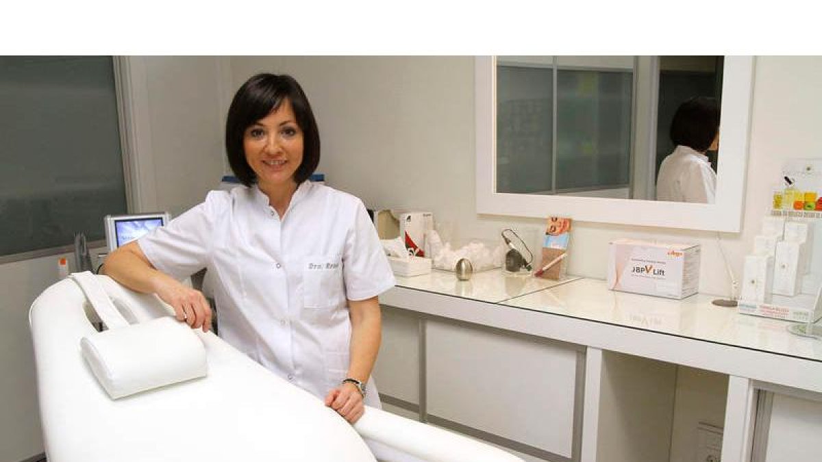 La doctora Carmen Remo dirige la Unidad de Medicina Estética del Centro Médico Prevenleón.