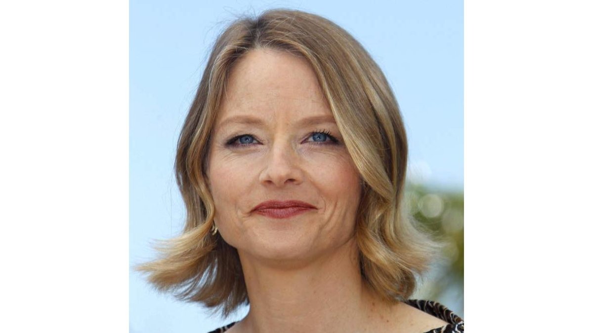 De arriba a abajo y de izquierda a derecha, Jodie Foster, Ricky Martin, Cynthia Nixon junto a sus compañeras de ‘Sexo en Nueva York’, Ellen Degeneres y su esposa y Neil Patrick Harris.