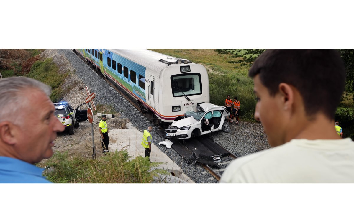 Estado en el que quedó el vehículo. EL PROGRESO DE LUGO
