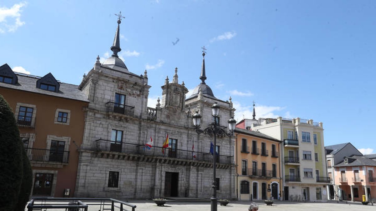 Plaza del Ayuntamiento de Ponferrada. LUIS DE LA MATA