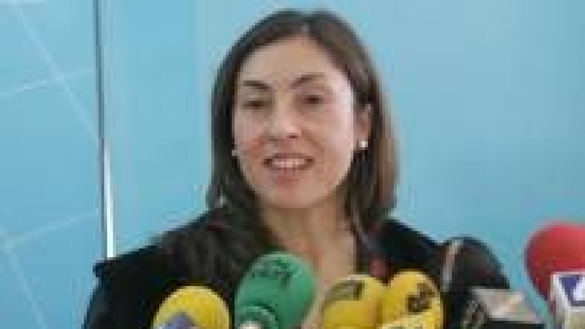 Isabel Fernández es la portavoz del PP en el Ayuntamiento