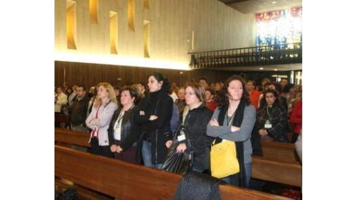 La cita se cerró con una misa en el santuario de la Virgen del Camino
