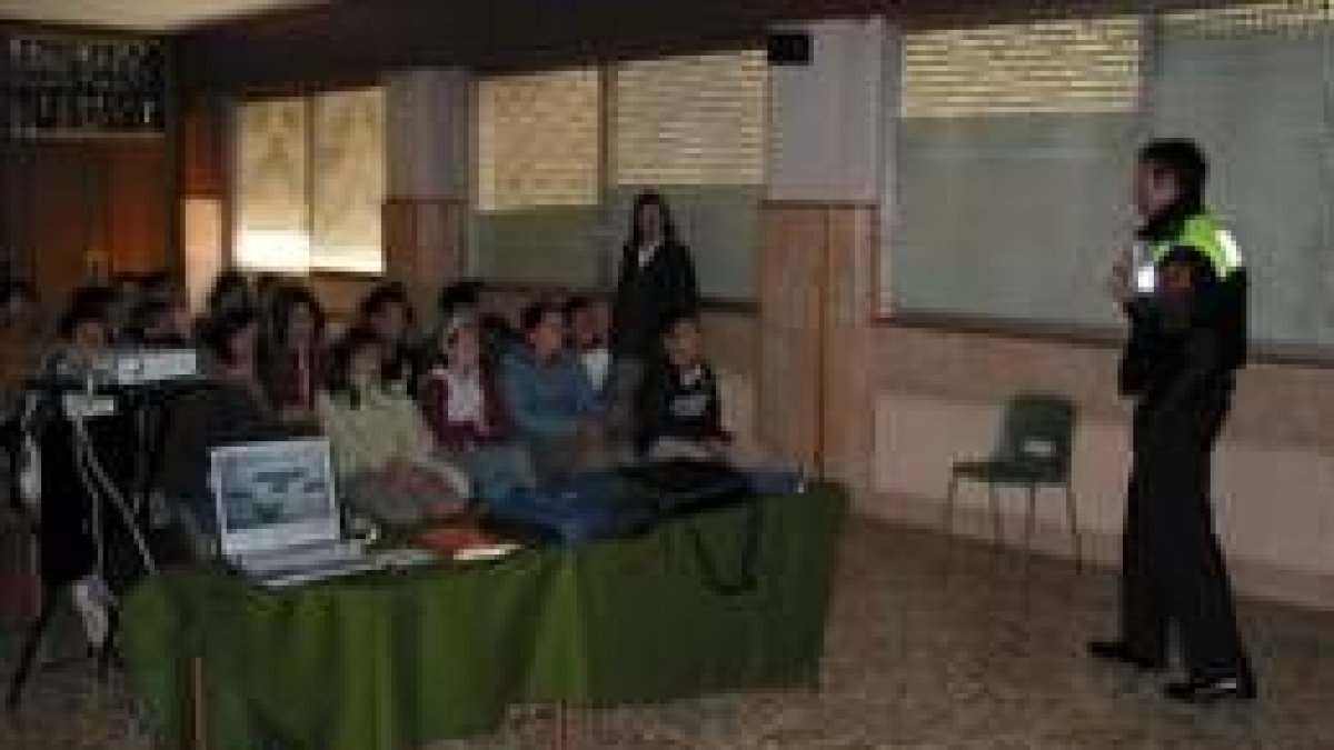 Un momento de la entrega de premios del certamen de teatro