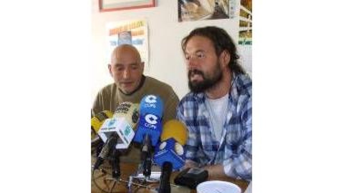 Juan Manuel Rego y José Ángel Rodríguez, ayer en rueda de prensa