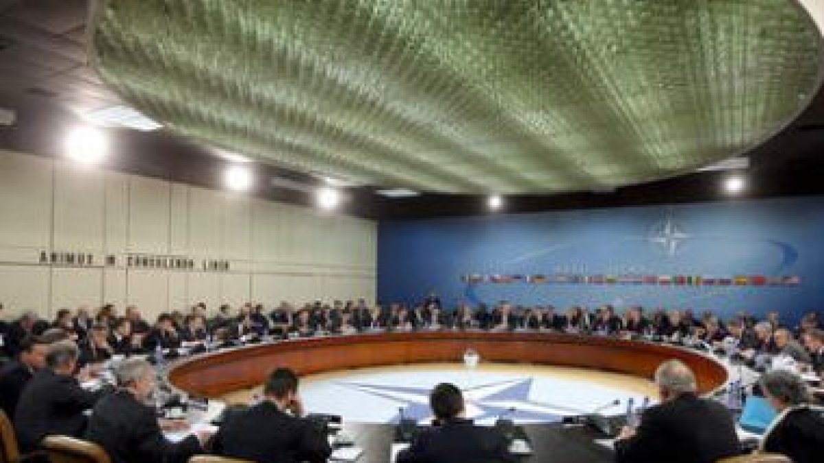 Vista general de la reunión de titulares de Exteriores de la Otan en Bruselas que tuvo lugar ayer
