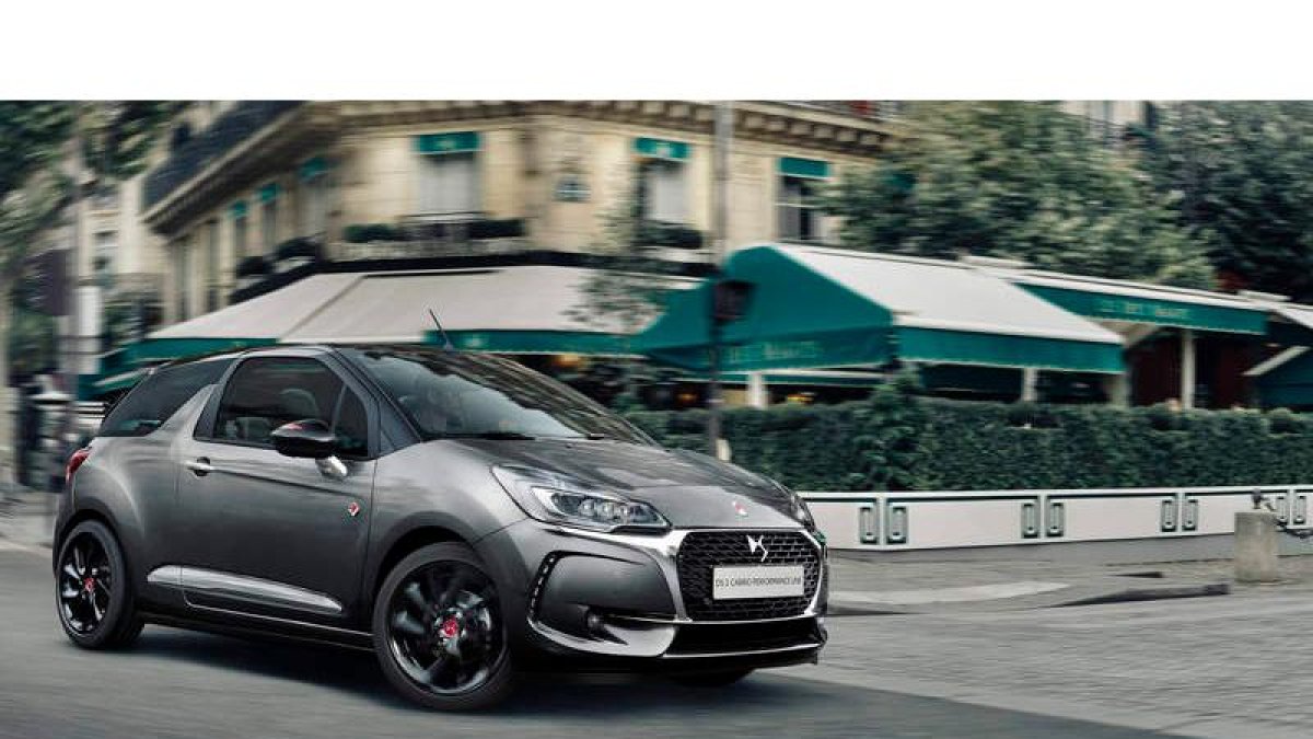 Acabados de alta gama, conectividad y confort para los «Performance Line» DS 3.