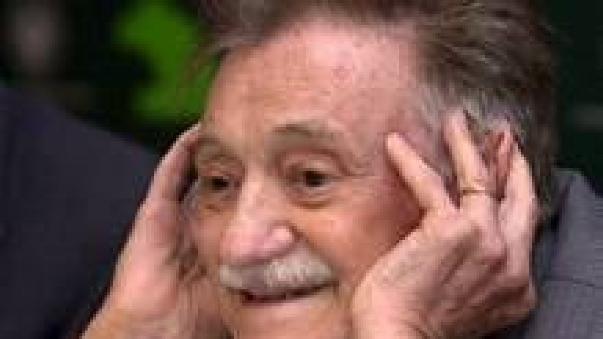 El autor uruguayo Mario Benedetti acaba de publicar «Existir todavía»