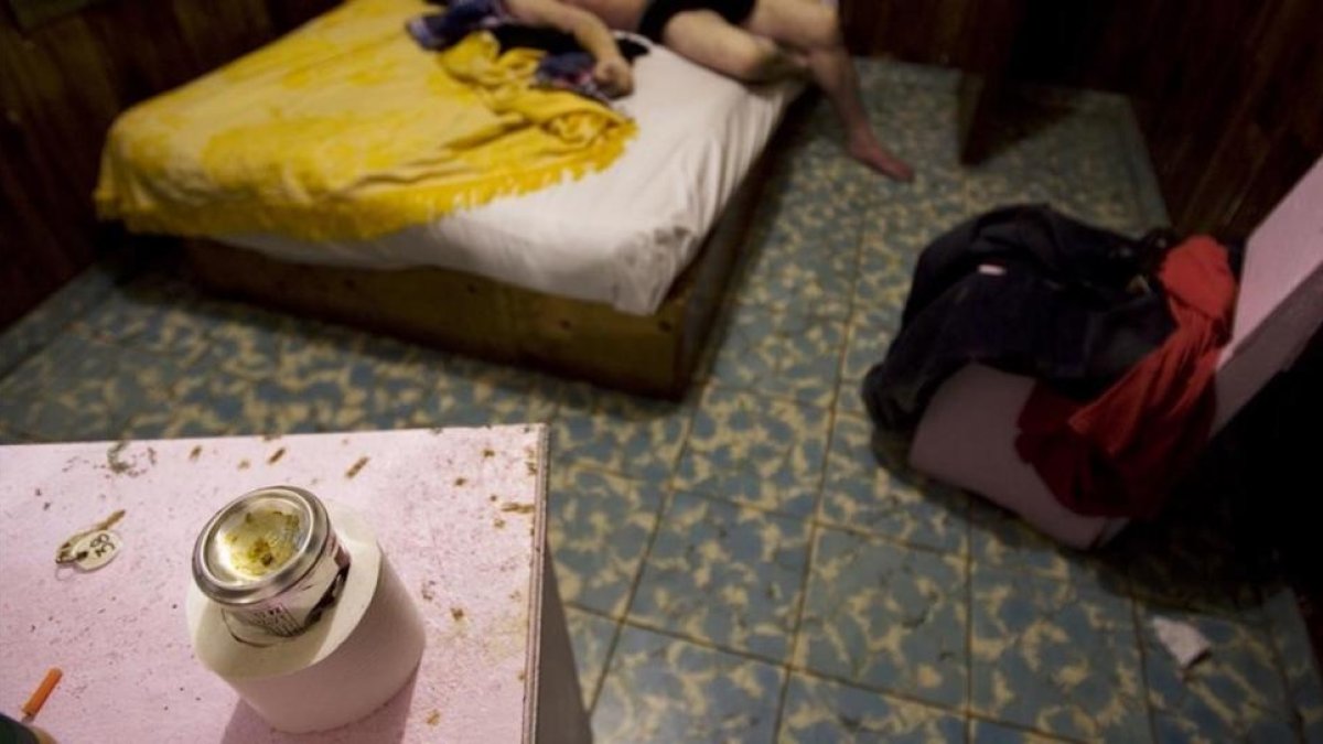 Restos de heroína en una habituación de hotel de Tijuana, en México, donde la policía encontró a un fallecido por sobredosis, en una foto de archivo.