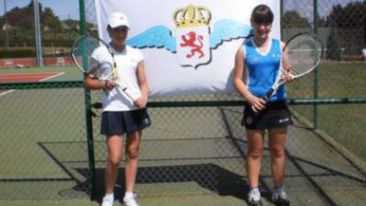 Laura y Lucía.