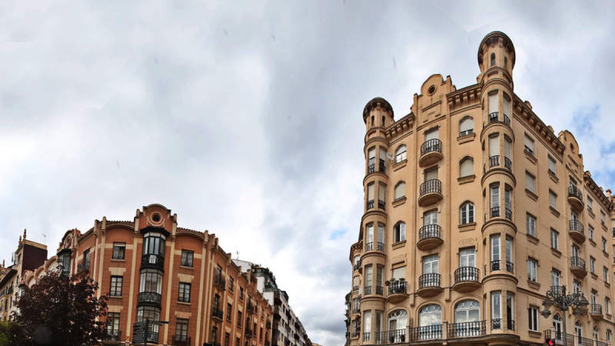El precio medio de las viviendas en venta en Idealista en Ordoño II supera los 356.000 euros. RAMIRO