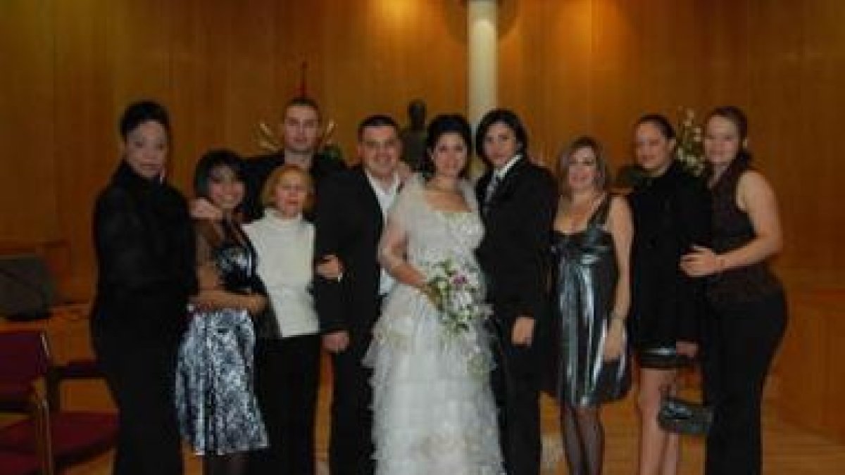 Una de las muchas parejas que ha contraído matrimonio en el Ayuntamiento de San Andrés.