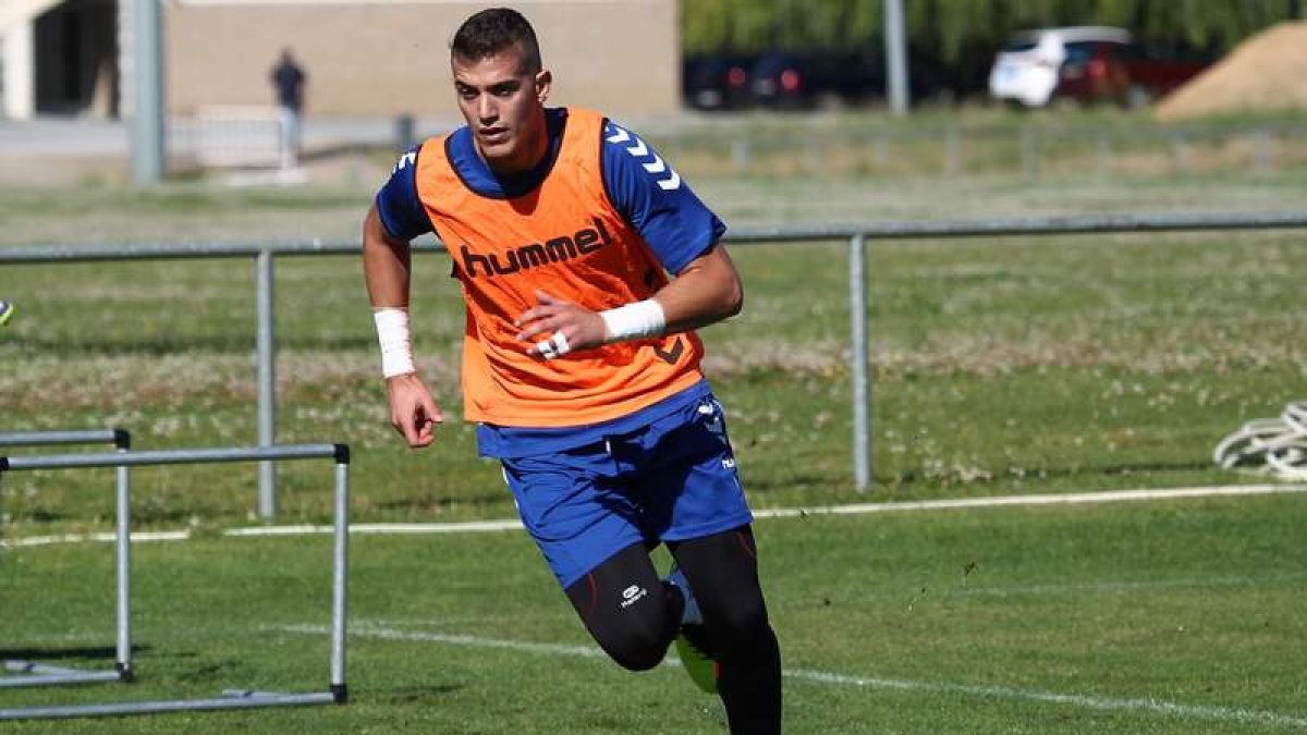 Leandro Monteagud se perderá mañana su primer partido oficial de Liga por lesión.