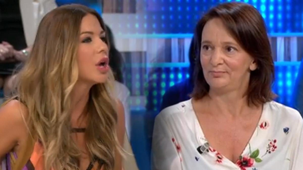 Tamara Gorro y Carolina Bescansa.