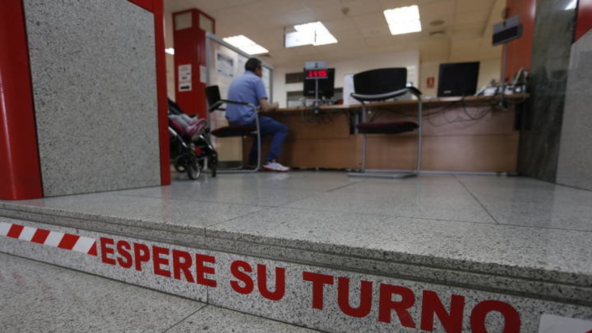 Una oficina del Servicio Público de Empleo. JESÚS F. SALVADORES
