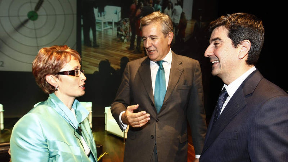 María Jesús Soto, Carlos Moreno y Jesús González Nieto-Márquez.