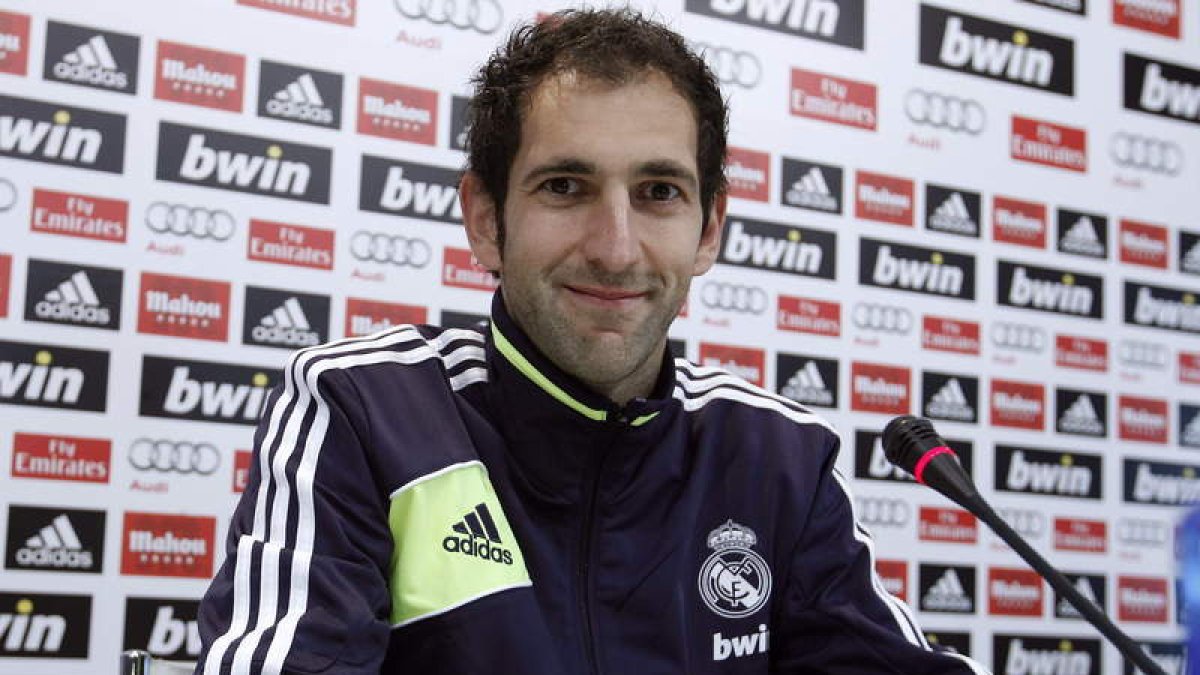 Diego López durante su presentación como jugador del Madrid.