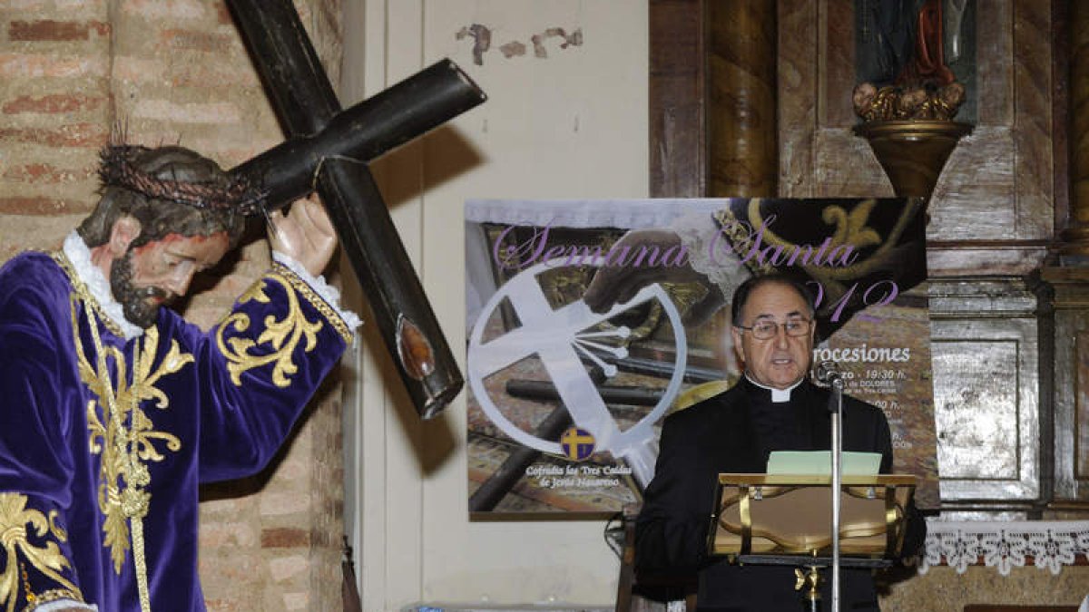 El pregón abrió la Semana Santa en San Andrés.