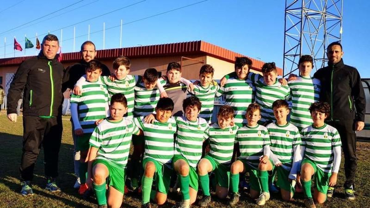 Formación del equipo de La Virgen B que milita en el grupo 1 de la 3.ª División Provincial Infantil.