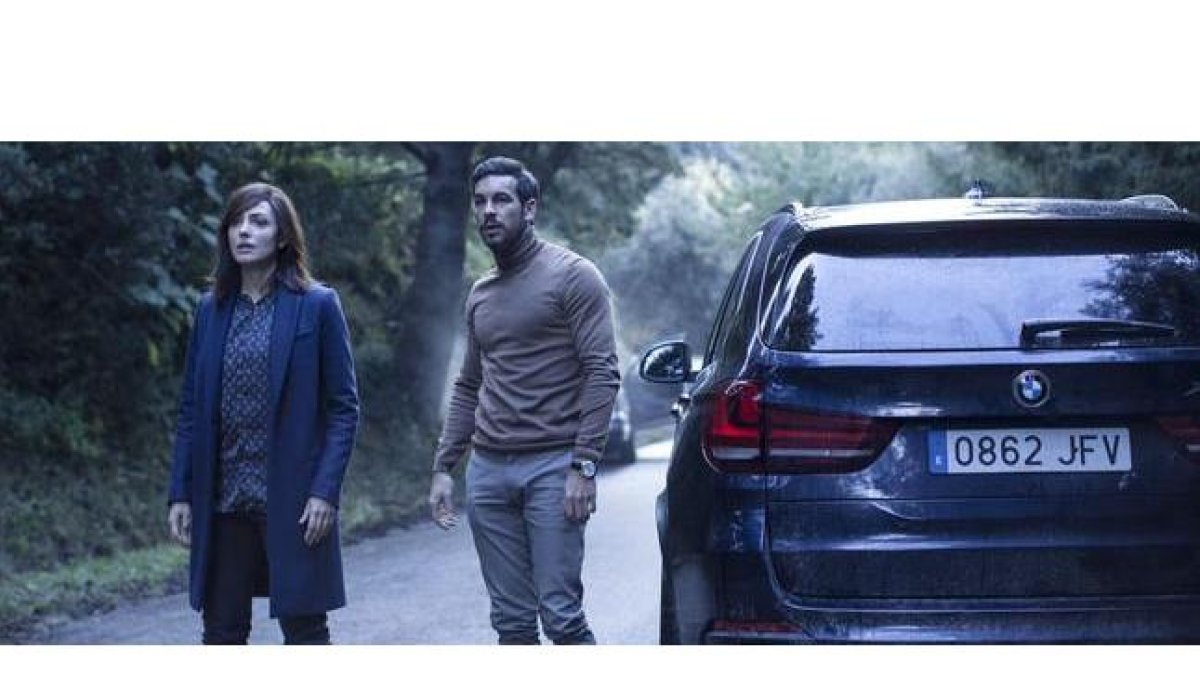 Barbara Lennie y Mario Casas, en un fotograma de 'Contratiempo'.