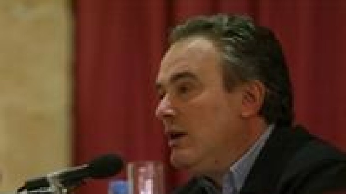 Joaquín Alonso, investigador y etnógrafo, conoce bien la tradición popular de las comarcas leonesas
