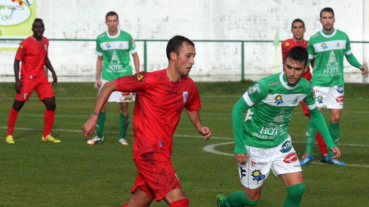 Tras el triunfo frente al Compostela, el Atlético Astorga pretende asentarse en la tabla.