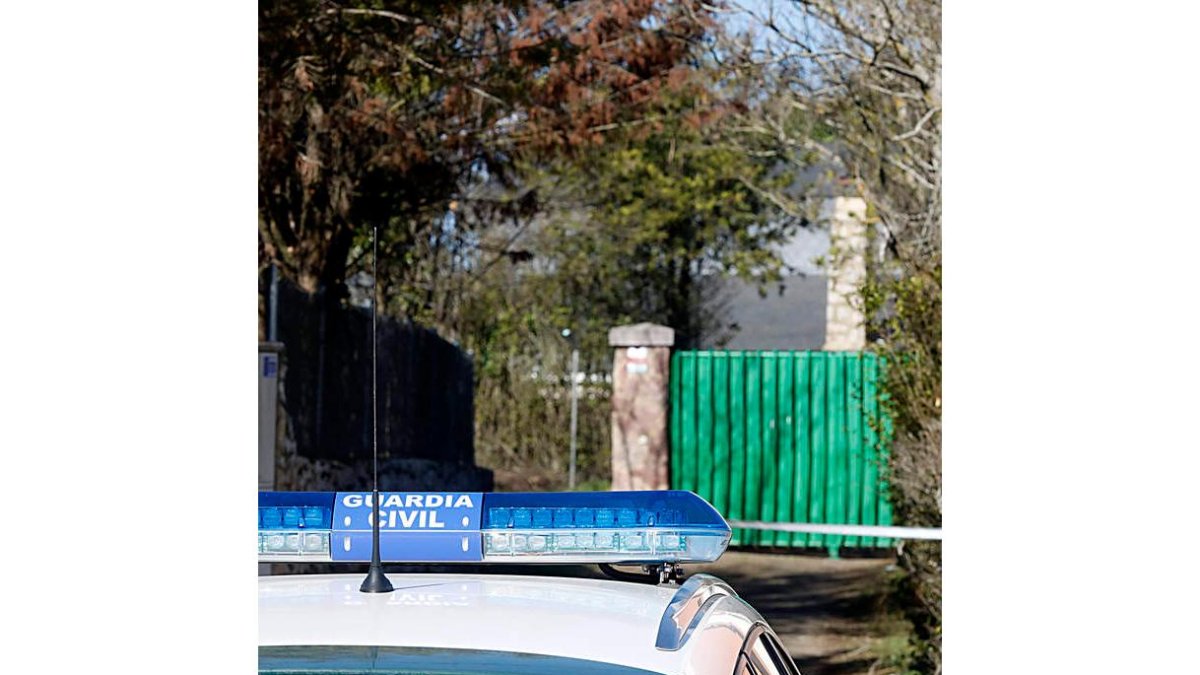 Puerta de la finca en la que ocurrieron los hechos. MARCIANO PÉREZ