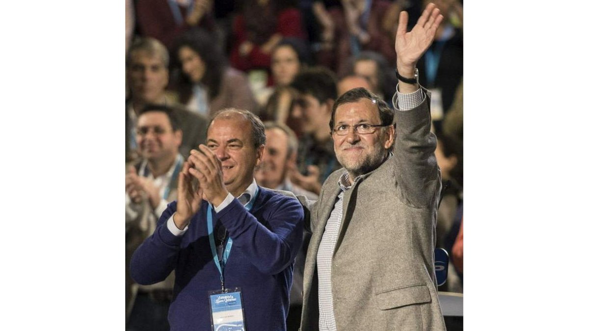 José Antonio Monago recibió ayer el apoyo de Rajoy.