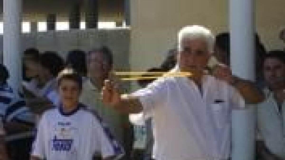 Los juegos populares también tienen cabida en estas fiestas