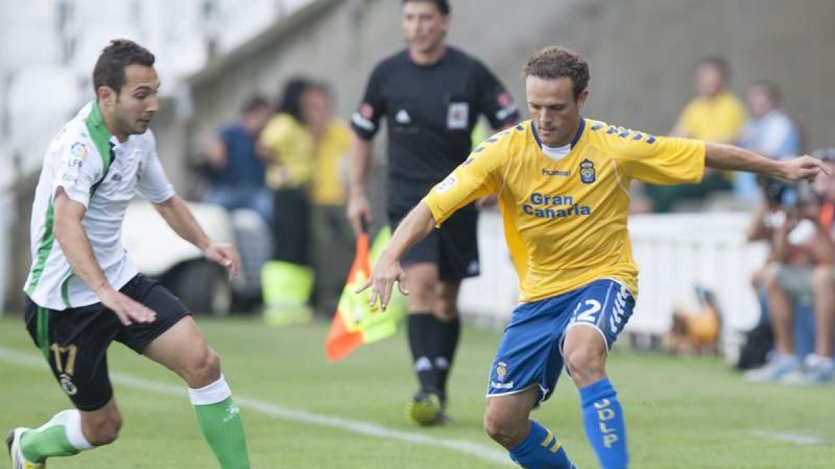 El Racing arrancó la liga con una derrota en casa por la mínima ante la Unión Deportiva Las Palmas.