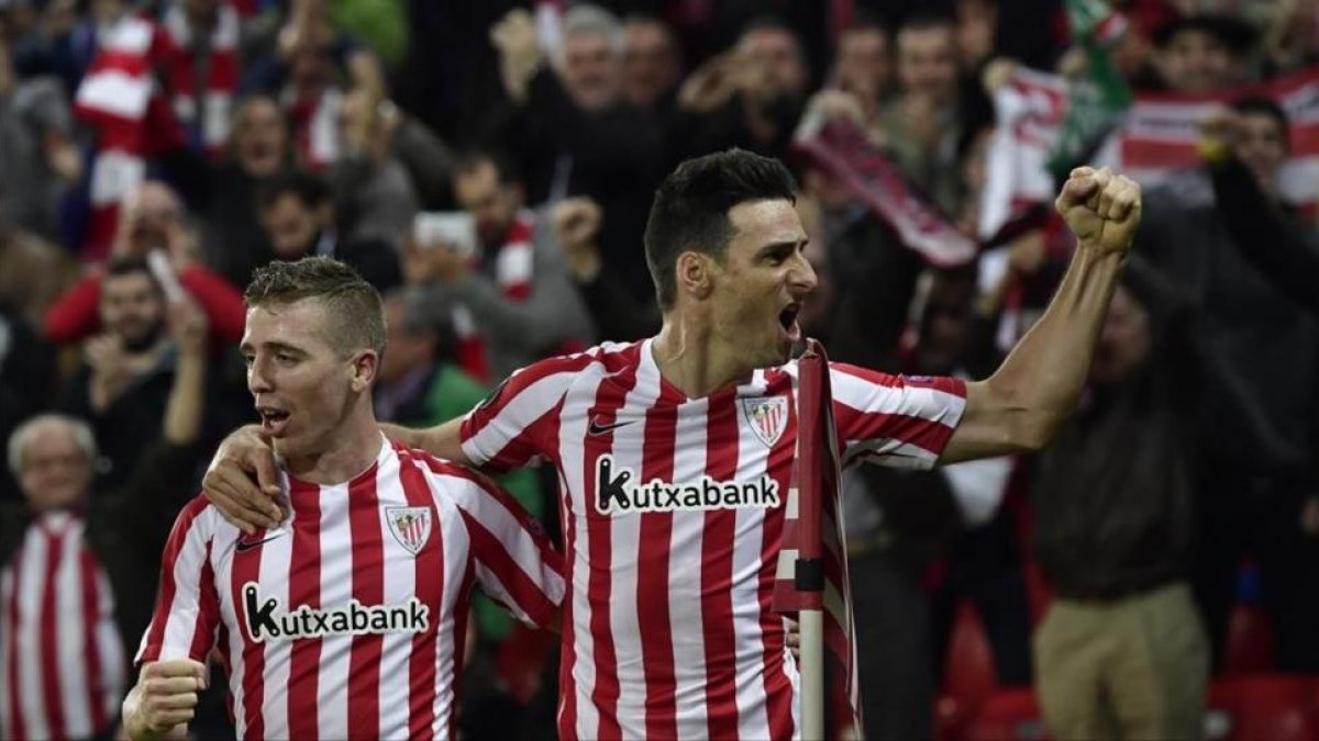Aduriz firmó cinco goles en el partido de Europa League ante el Genk.