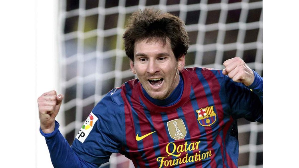 Messi celebra el segundo de sus cuatro goles en el partido ante el Valencia.
