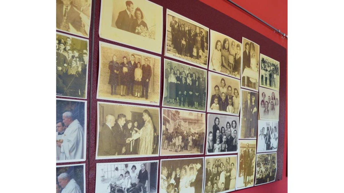 Imagen de la exposición de fotografías antiguas ‘Un viaje al pasado’ que vivirá su sexta edición. MEDINA