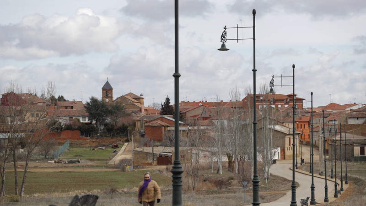 Para los vecinos de Gordoncillo, la localidad es «diferente y espectacular» con diferentes actividades para hacer cada día y una gran oferta cultural.
