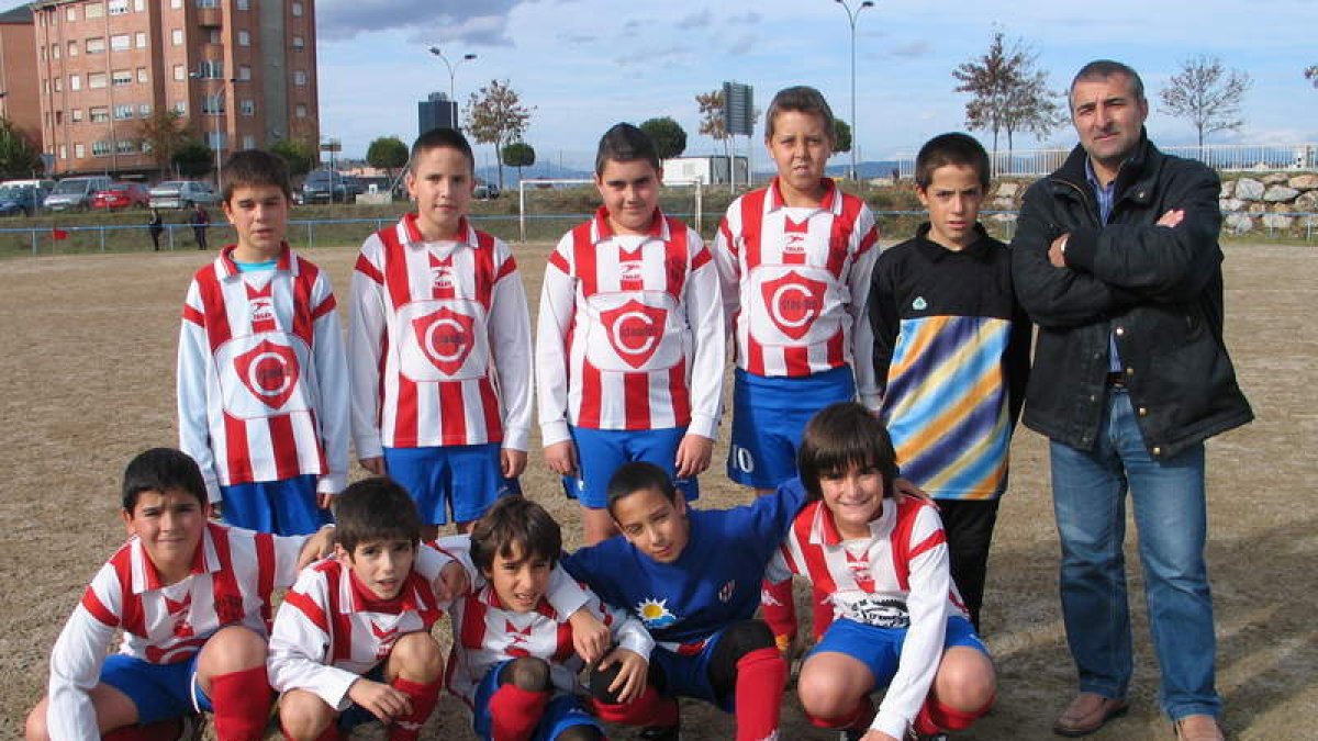 Formación del Atlético Bembibre que milita en 2ª Alevín.