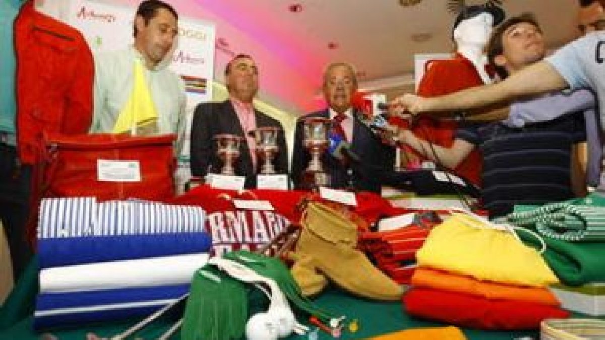 Calos Cueto, Alfredo Martínez Adam-™s y Ángel Millán ayer, en la presentación del torneo.
